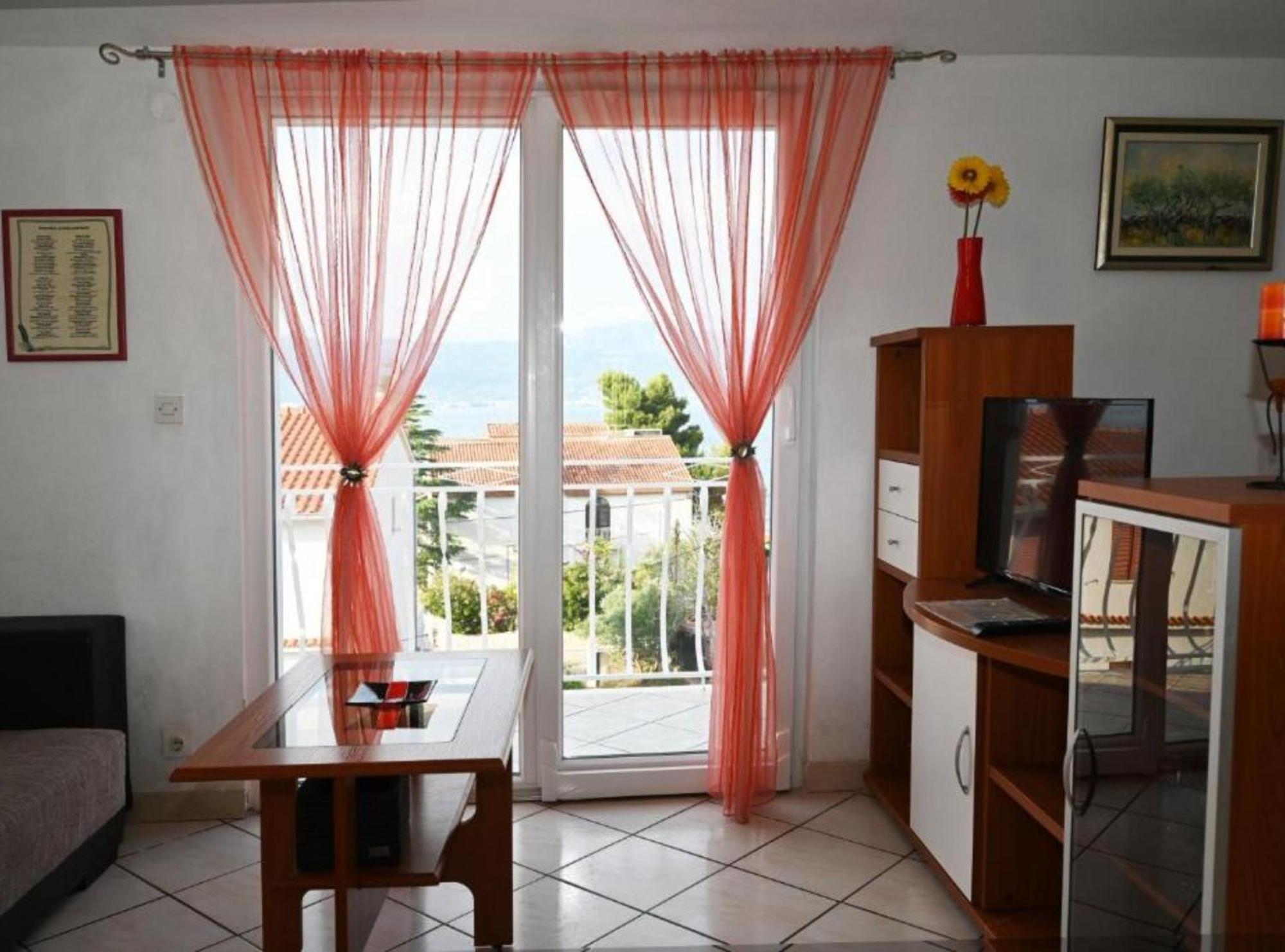 Apartments Mihovilovic - 50 M From Beach Slatine Esterno foto
