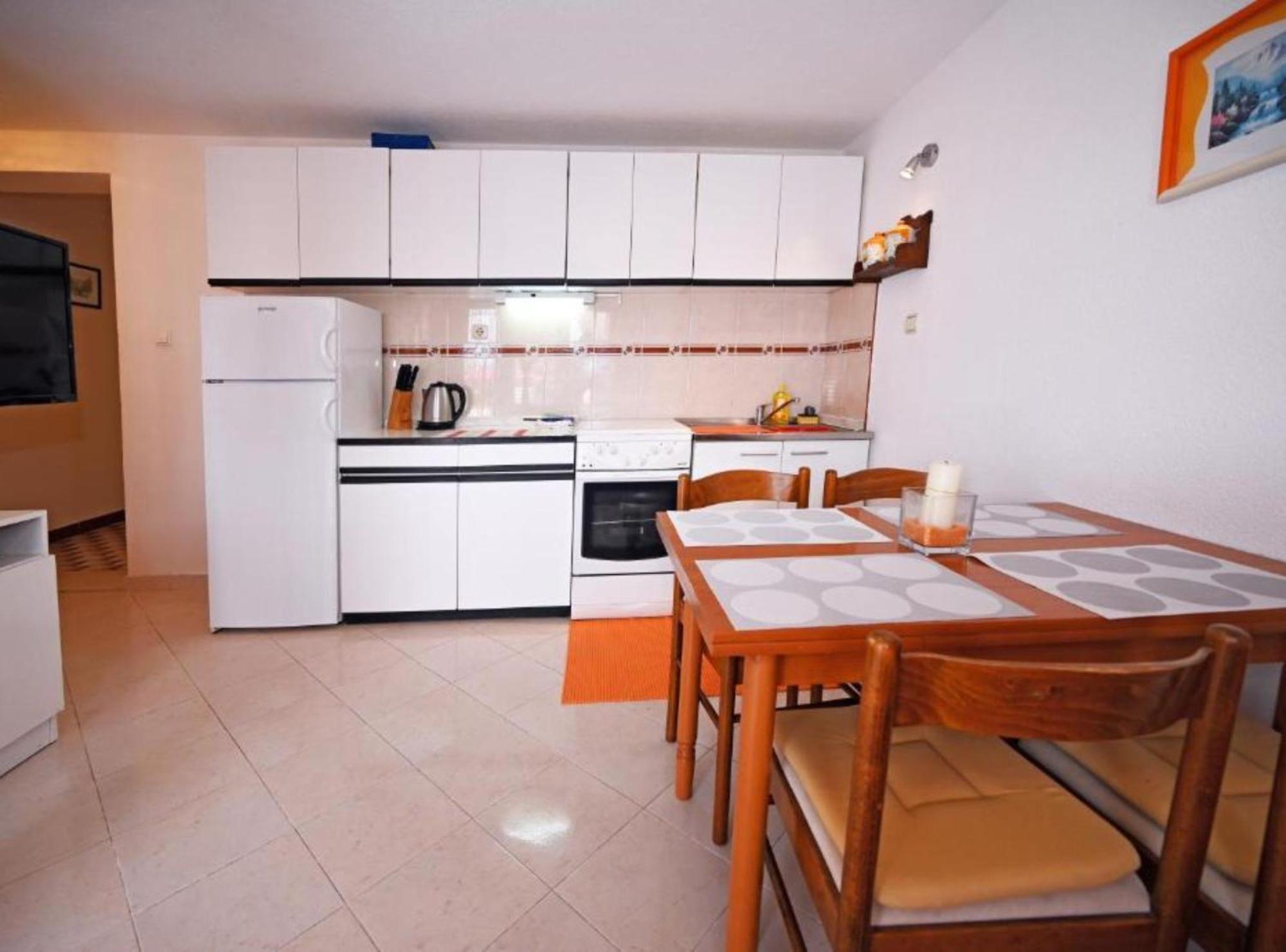 Apartments Mihovilovic - 50 M From Beach Slatine Esterno foto
