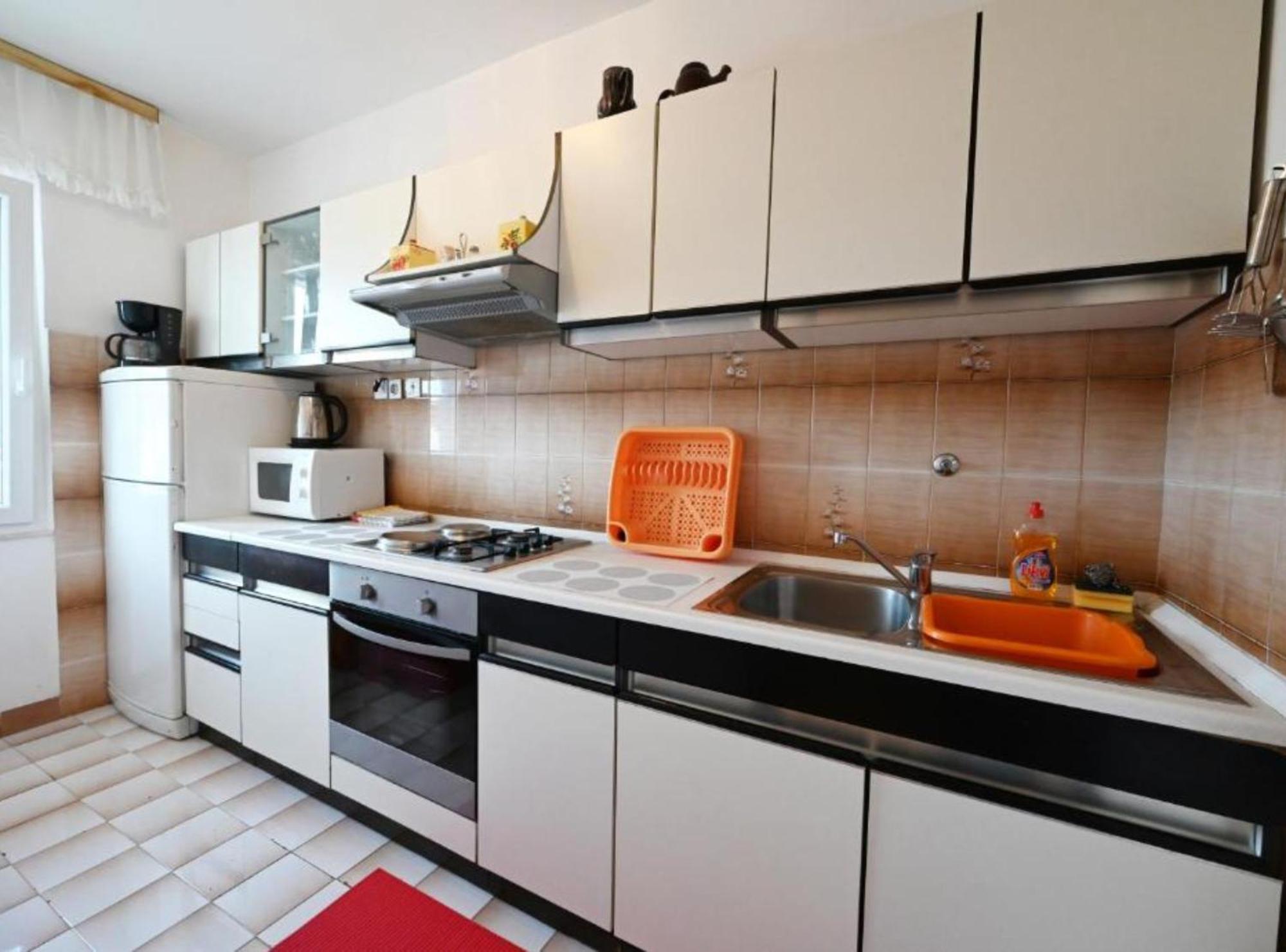 Apartments Mihovilovic - 50 M From Beach Slatine Esterno foto