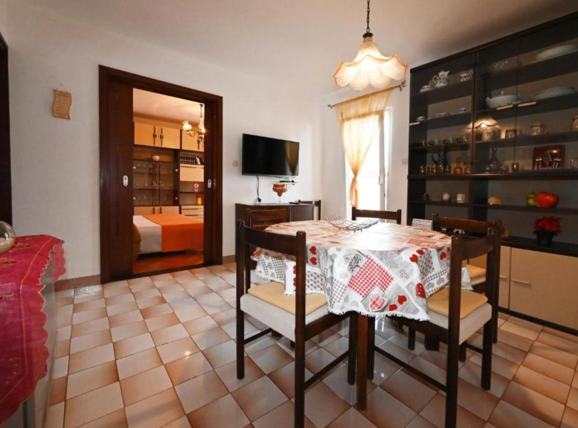 Apartments Mihovilovic - 50 M From Beach Slatine Esterno foto