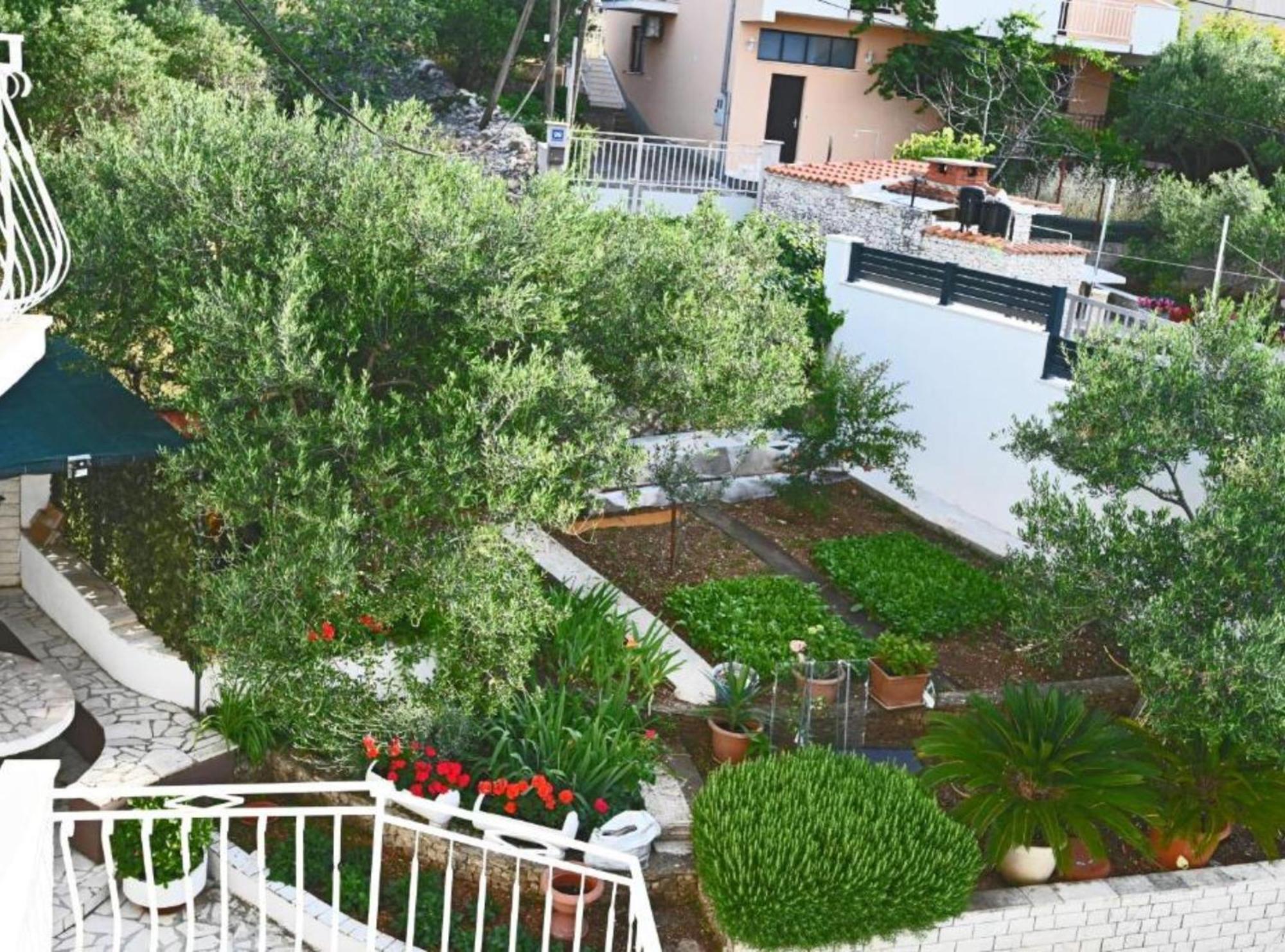 Apartments Mihovilovic - 50 M From Beach Slatine Esterno foto
