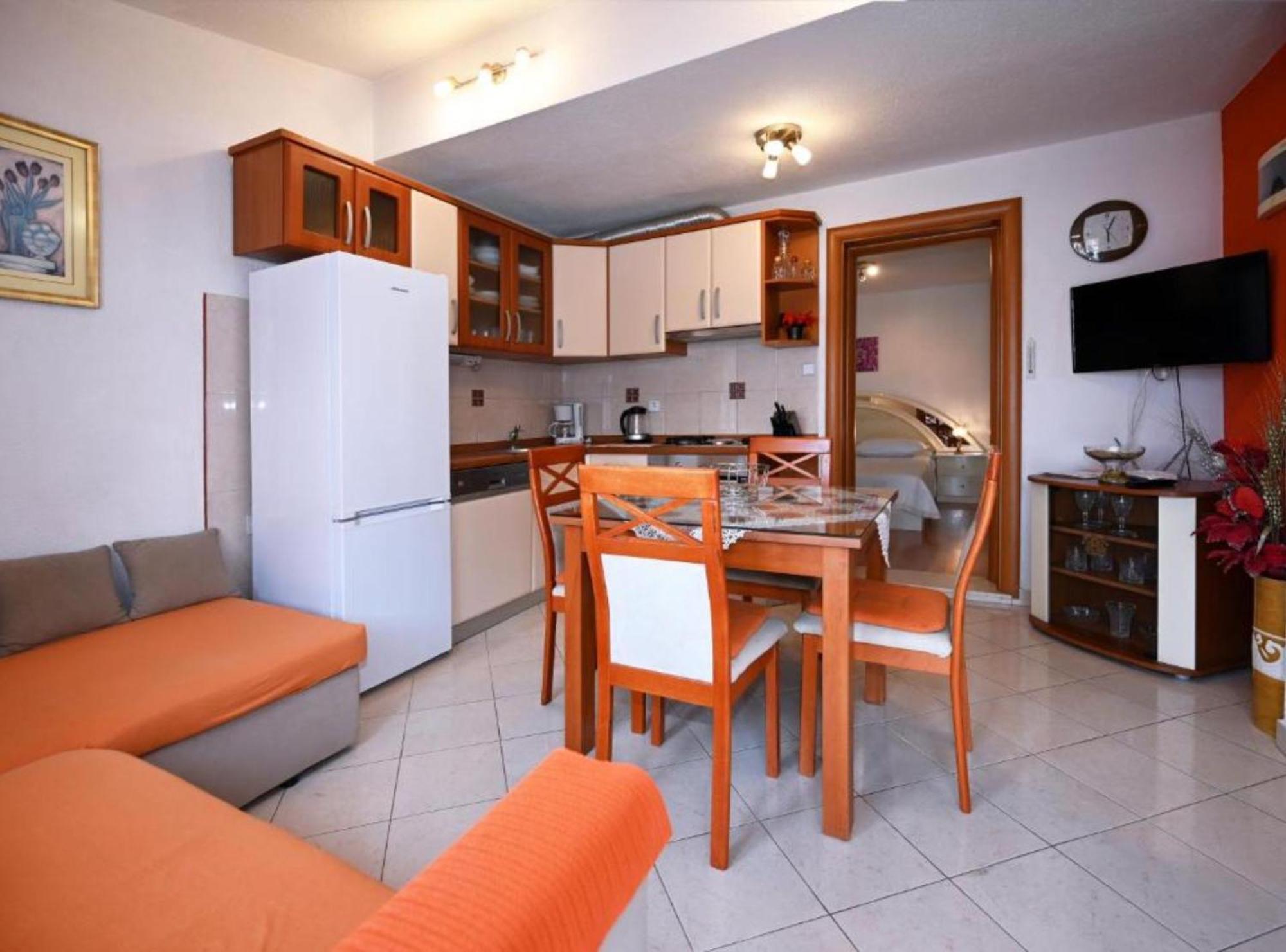 Apartments Mihovilovic - 50 M From Beach Slatine Camera foto